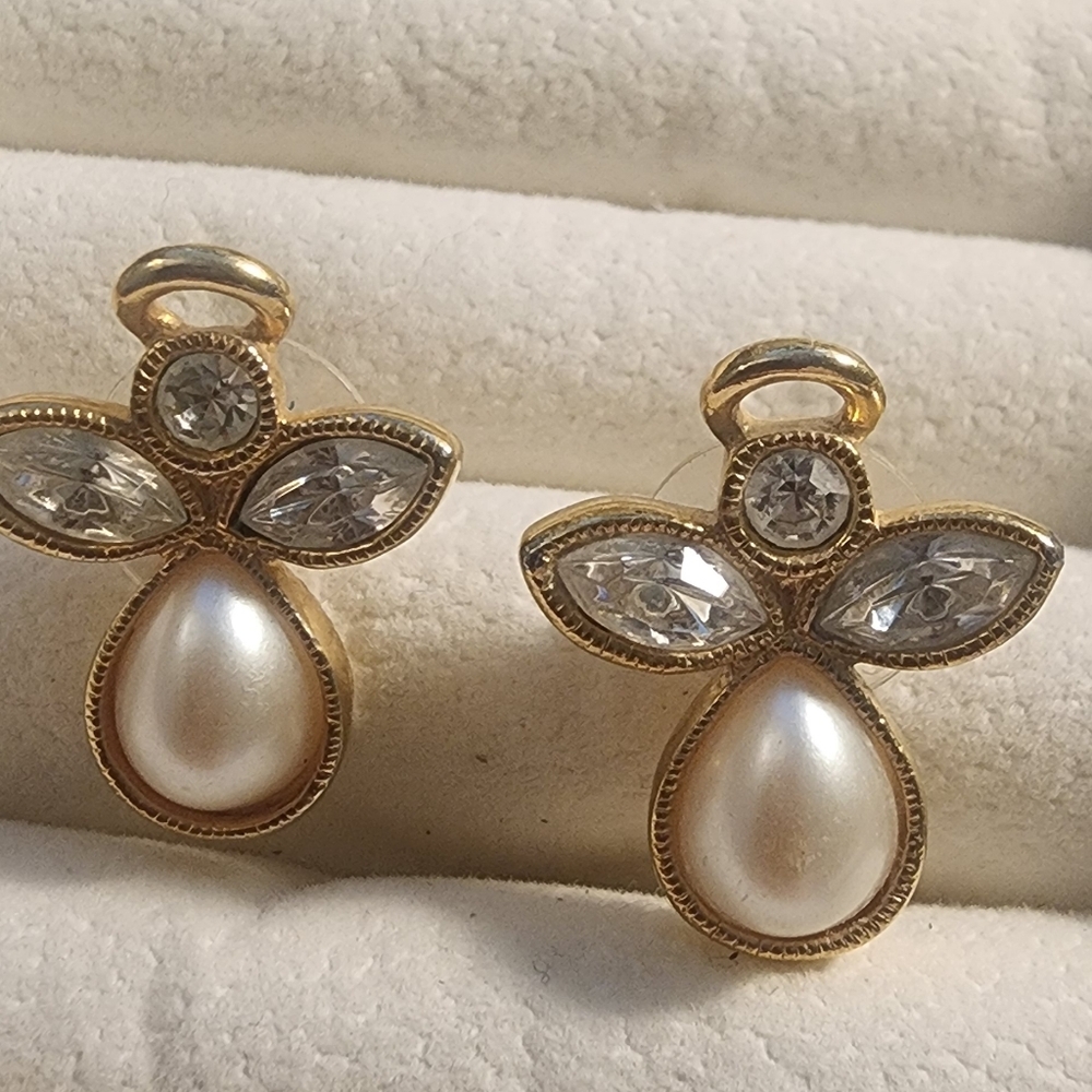 Elegant Gold Tone and Faux Pearl Earrings